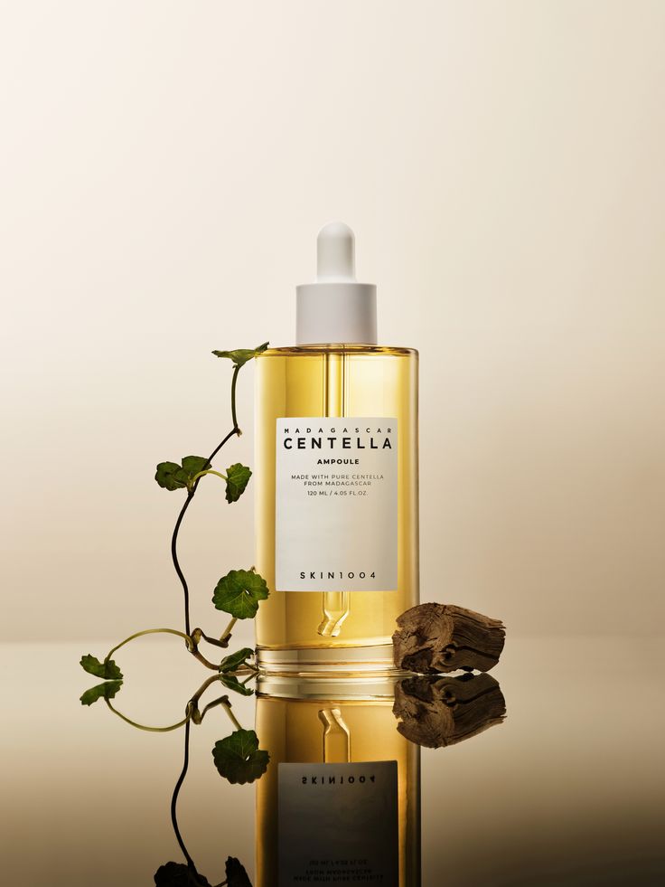 Skin1004-Madagascar Centella Ampoule Hidratante y Calmante 100ml.