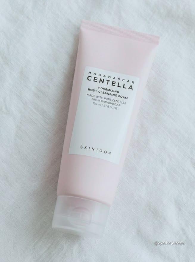 SKIN1004 Madagascar Centella Poremizing Limpiador Facial 125ml.