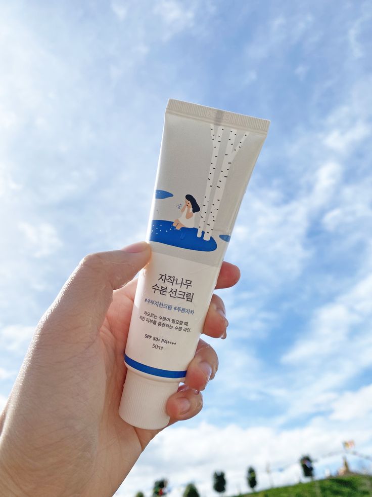 Round Lab Birch Juice Moisturizing Sunscreen SPF50+ PA++++  50ml.