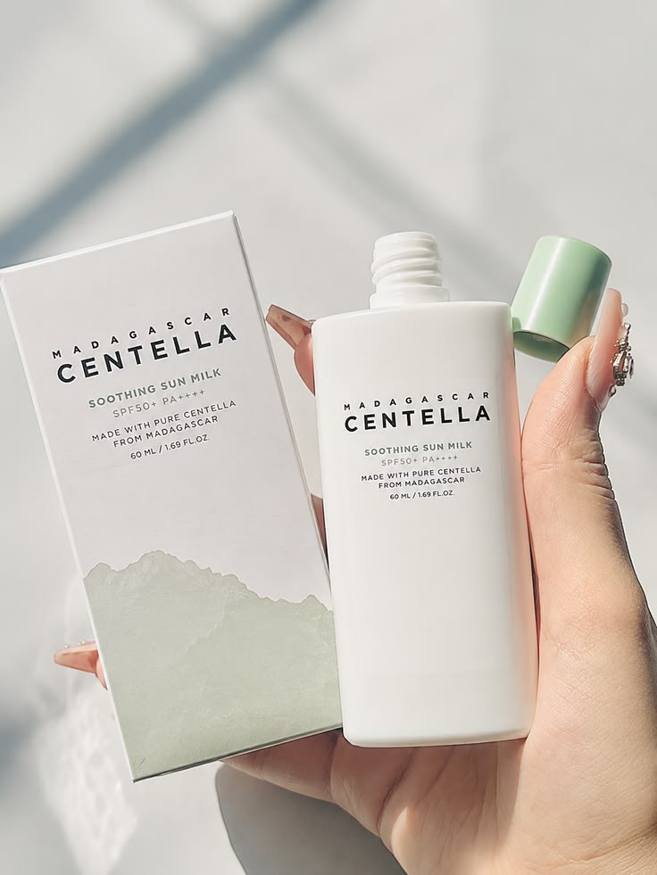 SKIN1004 - Bloqueador Calmante Madagascar Centella Tea-Trica 50ml.