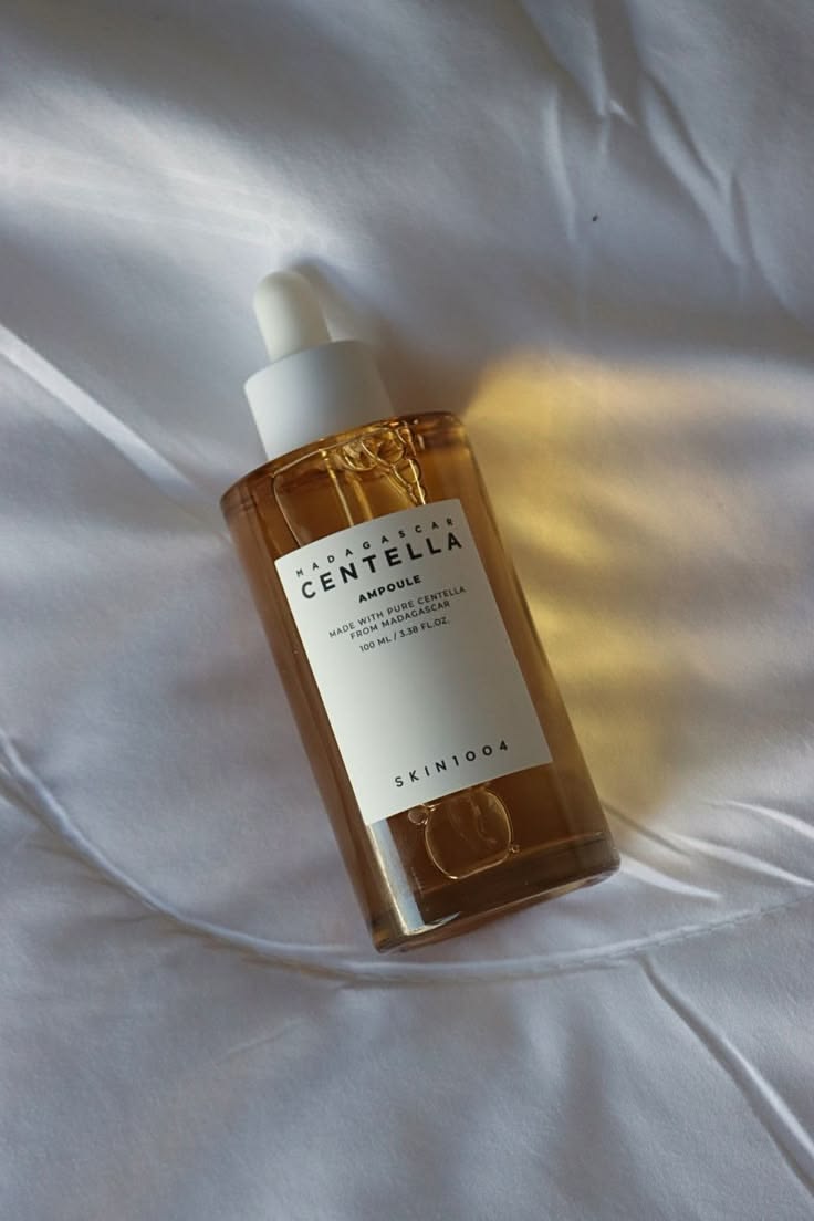 Skin1004-Madagascar Centella Ampoule Hidratante y Calmante 100ml.