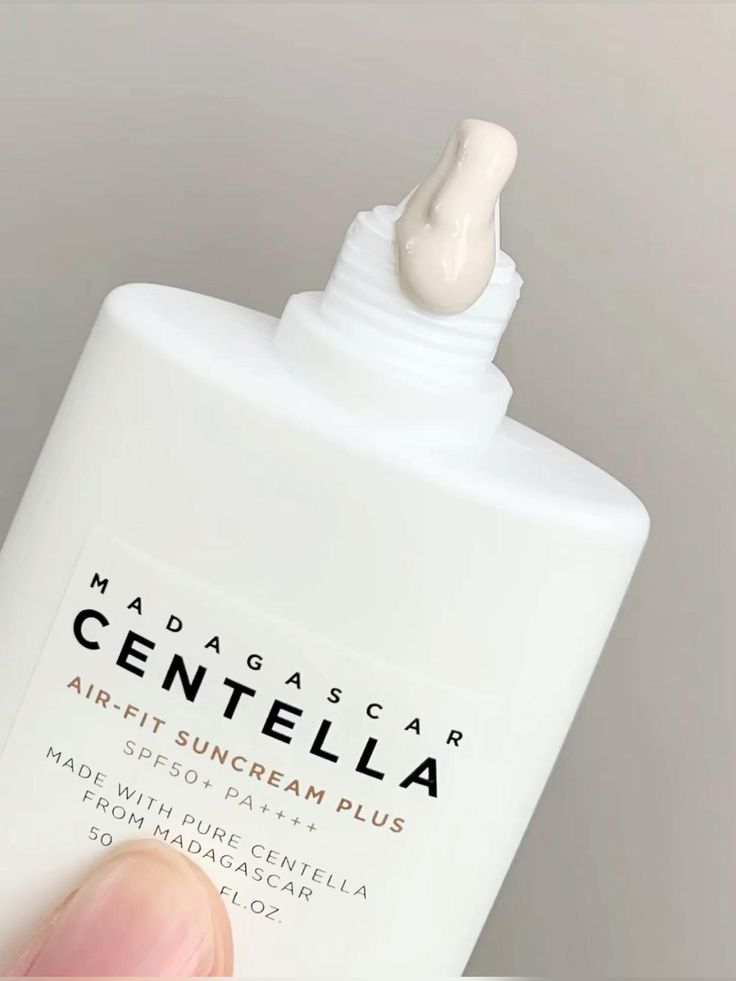 Skin1004 Centella Madagascar Air -Fit Sunscream 50ml.