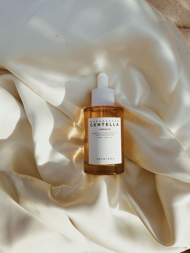 Skin1004-Madagascar Centella Ampoule Hidratante y Calmante 100ml.