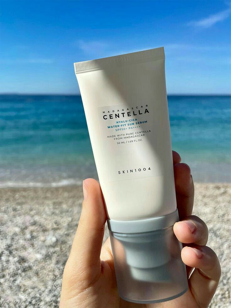 Skin1004 Madagascar Centella Protector Solar Hyalu-Cica Water-Fit 50ml.